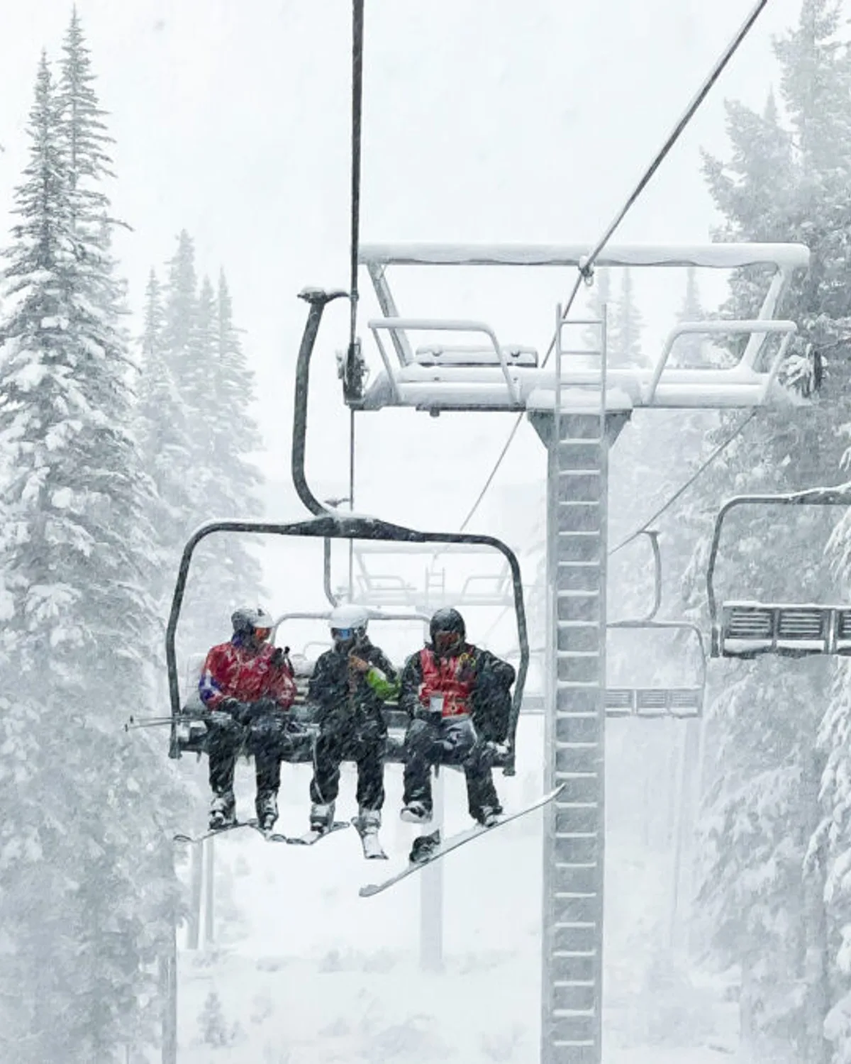 Skiing in the White Mountains